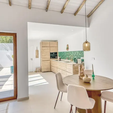 Casa Senang Semesterbostad